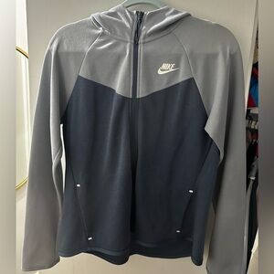 Nike women’s zip up hoody